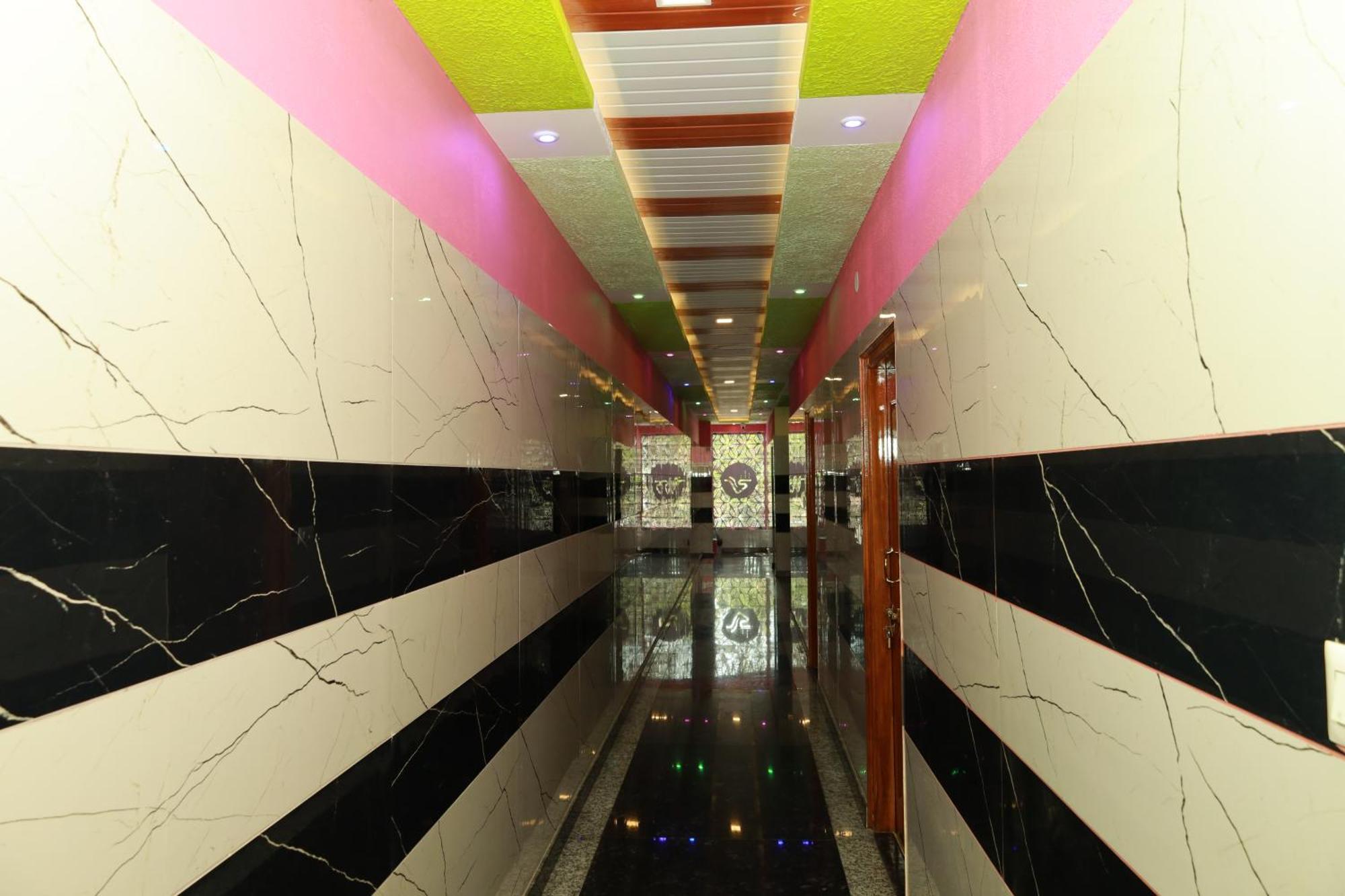 Rv Residency Hotel Wodapatti Ngoại thất bức ảnh